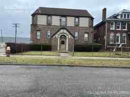 featured image of 12003 Prairie St #5