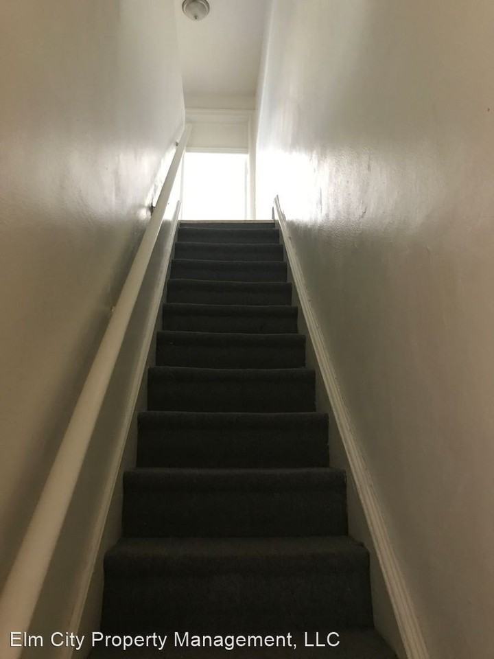 410 South Street - Photo 3 of 5