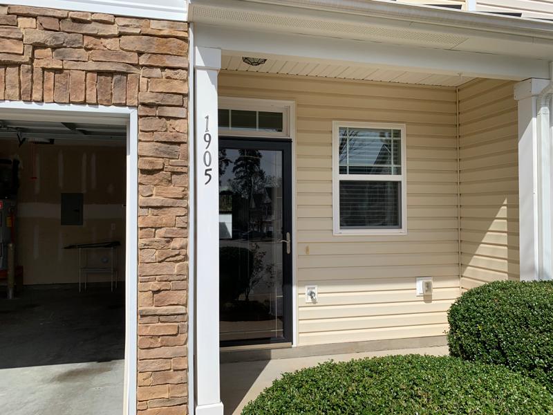 1905 Fieldhouse Ave - Photo 2 of 29