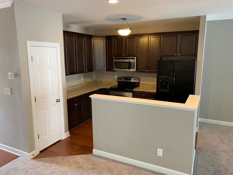 1905 Fieldhouse Ave - Photo 6 of 29