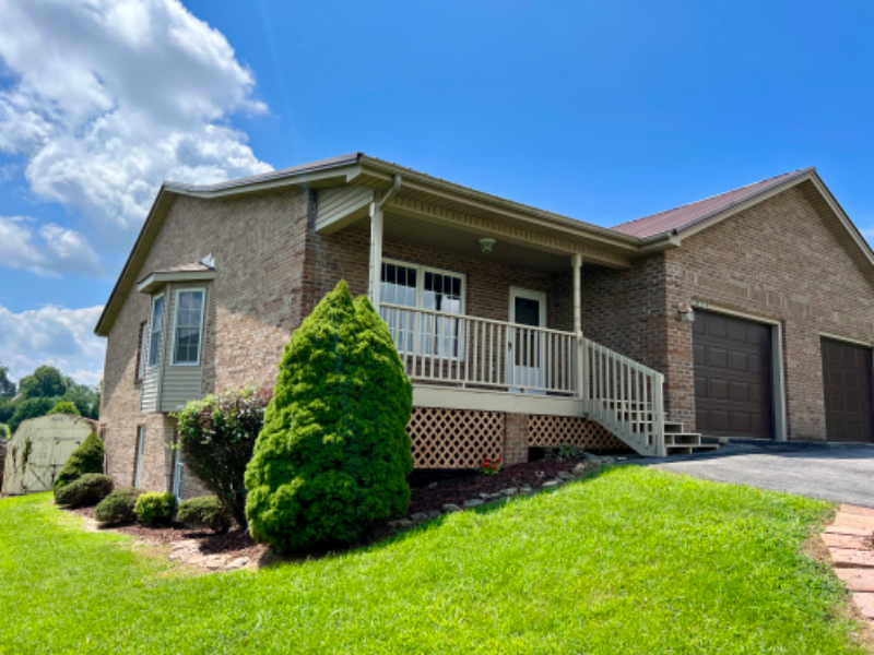 20832 Deer Run Dr #B - Photo 3 of 19