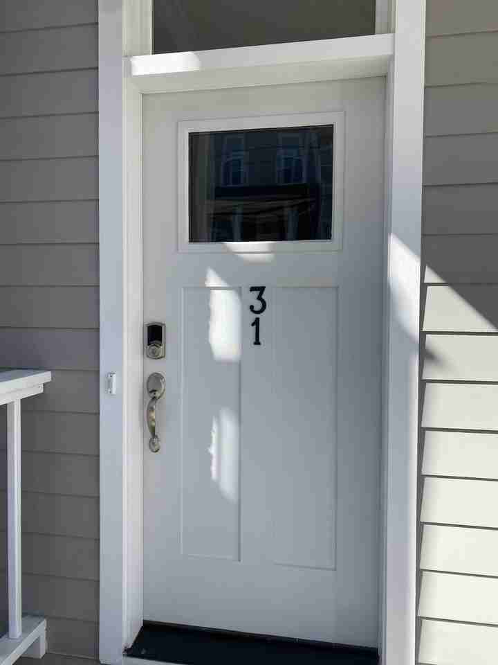 31 Whitner St - Photo 2 of 16