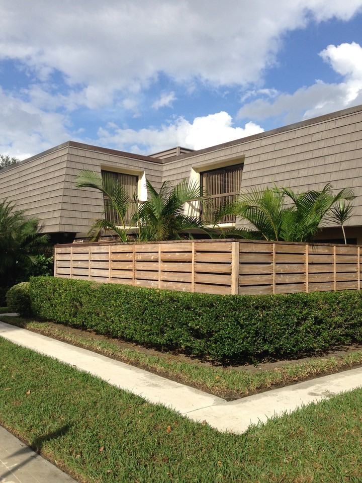 1401 14th Ter 1401, Palm Beach Gardens, FL 33418 3 Bedroom House for