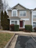 featured image of 1435 Glenside Grn #1