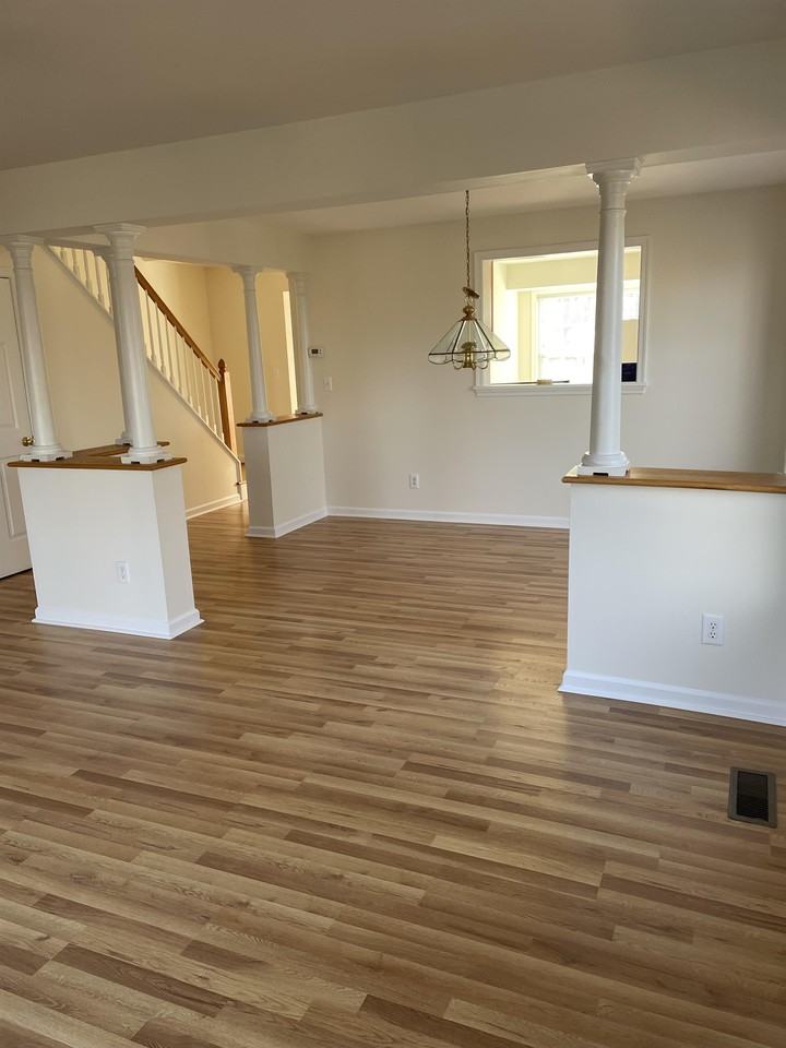 1435 Glenside Grn #1 - Photo 4 of 22