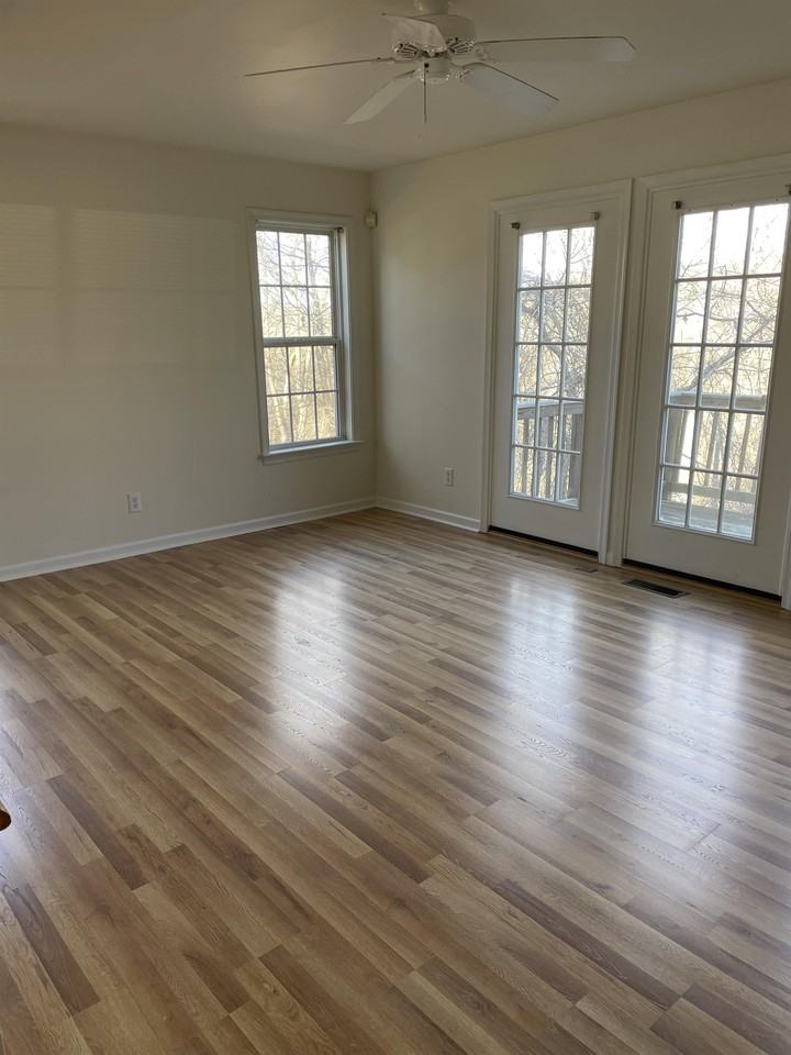 1435 Glenside Grn #1 - Photo 6 of 22