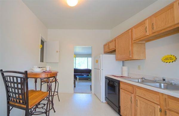 Glenfield Apartments - Photo 3 of 4