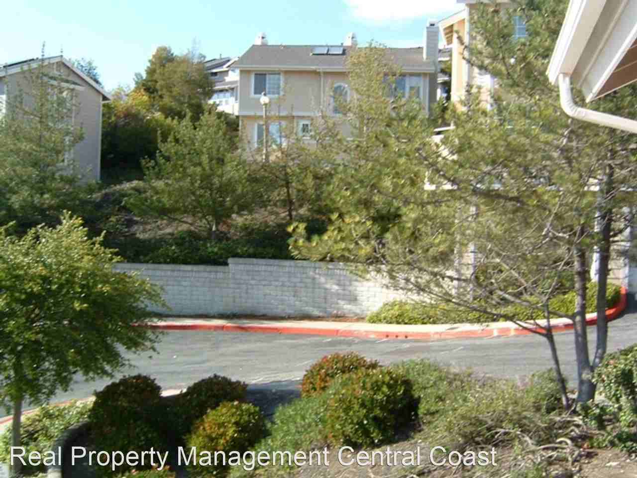 1027 Pauline Way - Photo 3 of 21