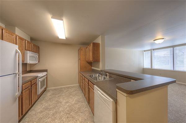 Church Square Commons - Photo 3 of 8