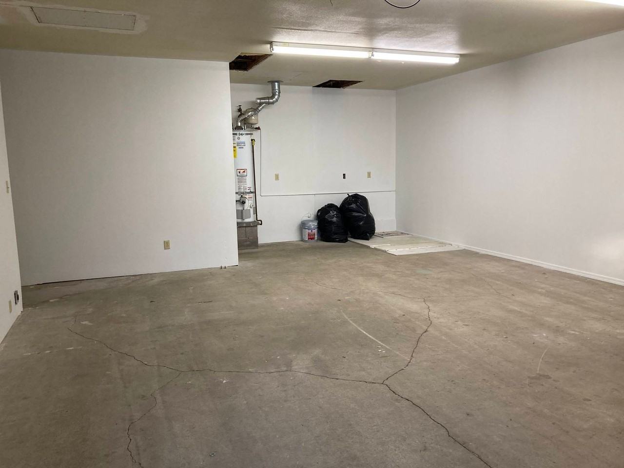 2037 NE Stephens St - Photo 2 of 12