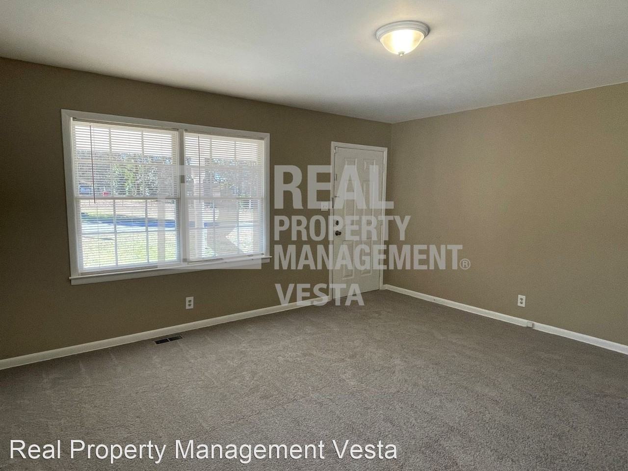 1575 Winston Dr - Photo 2 of 15