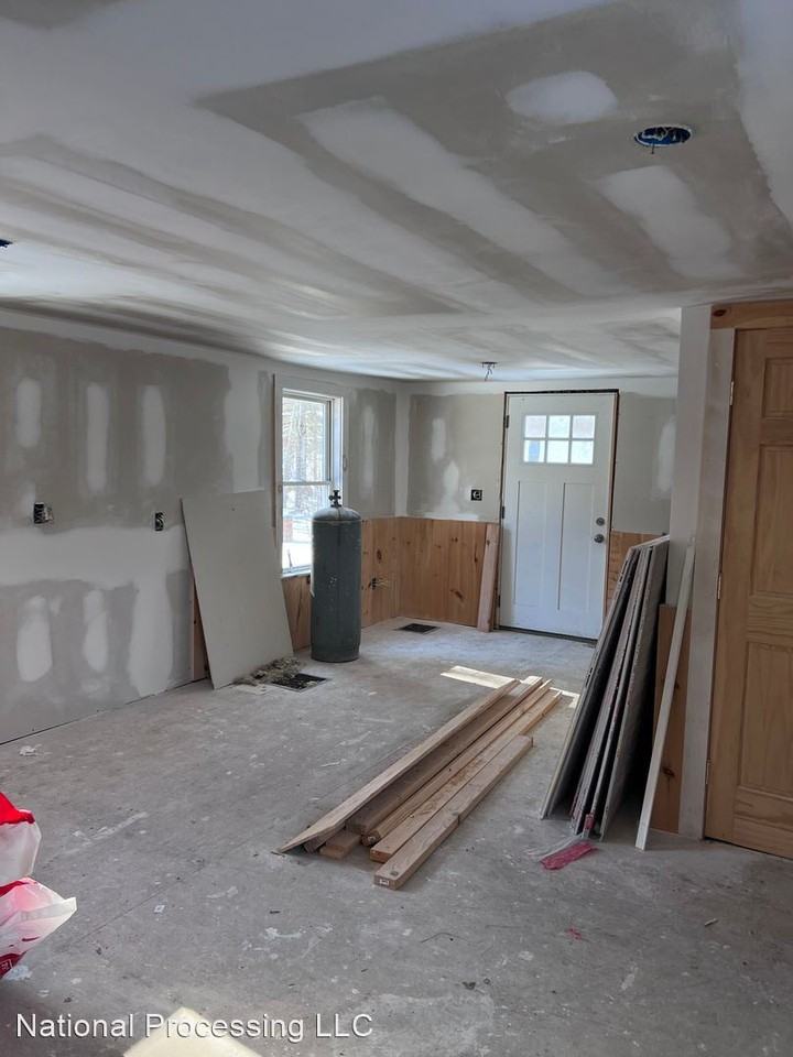 33 Hall Hill Rd - Photo 2 of 9