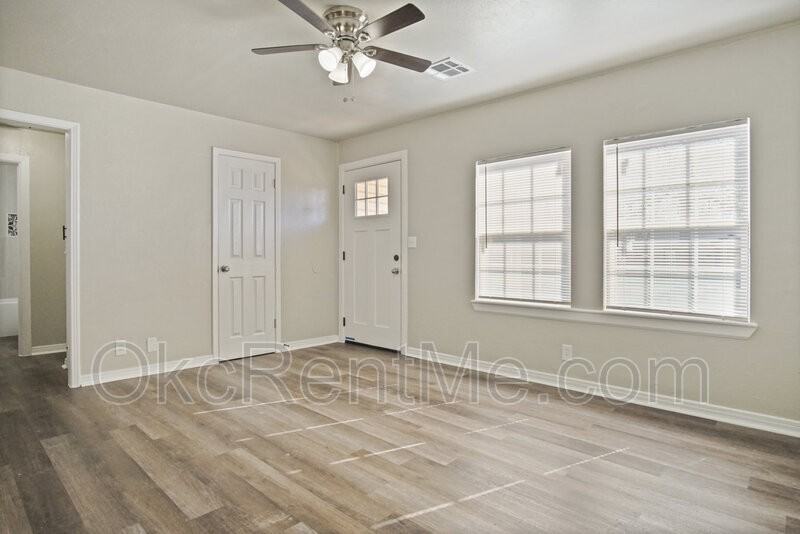 6703 Nw 25th St - Photo 6 of 24