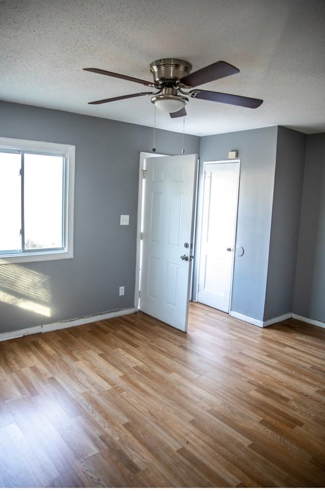 331 N 36th St #3BDRM - Photo 2 of 11
