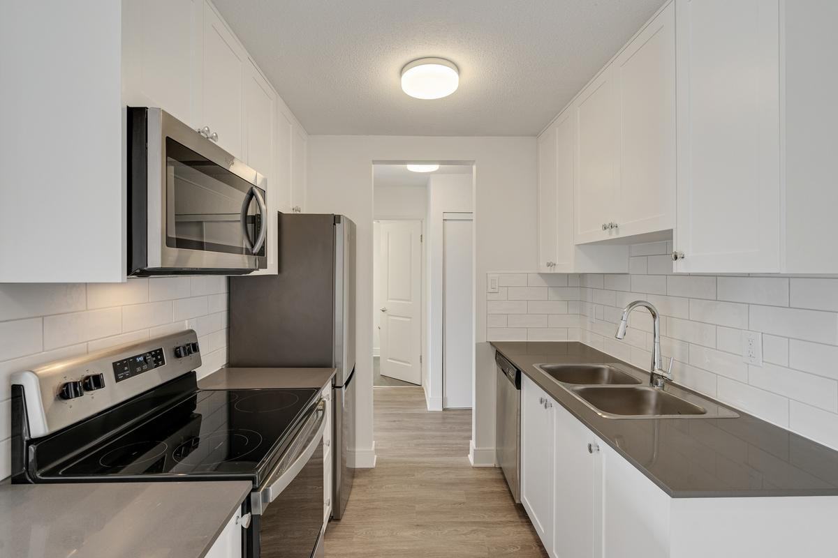 Seaside Place Apartments 531 West Bay Terr, Esquimalt, BC V9A 5R3