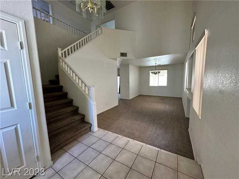 9480 Descending Creek St - Photo 2 of 4