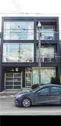 214 Bathurst Street