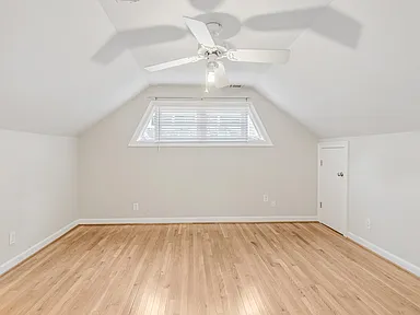 725 Brookridge Dr Ne - Photo 2 of 8