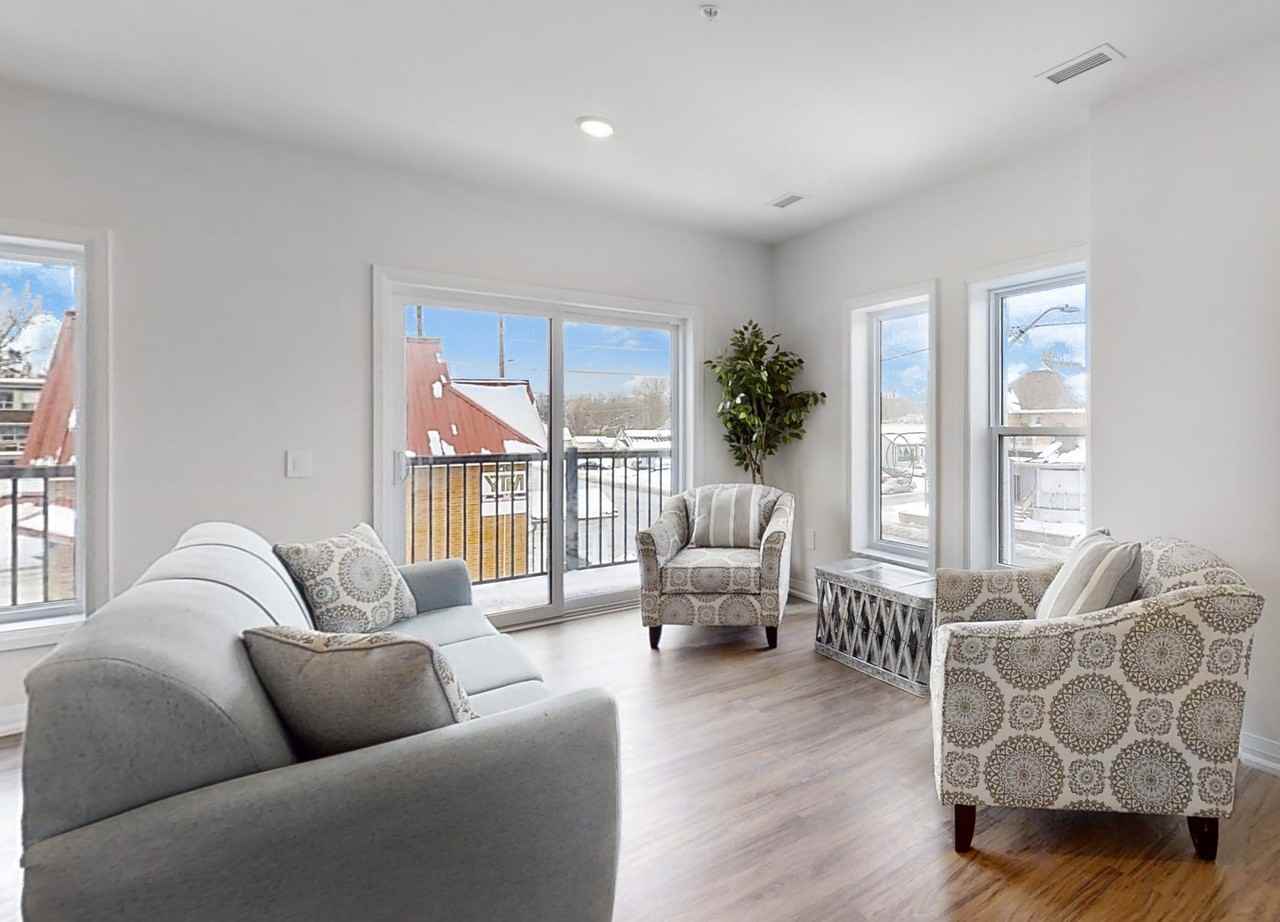 233 Dunlop Apartments in Queen's Park, Barrie, ON L4N 1B5 Zumper