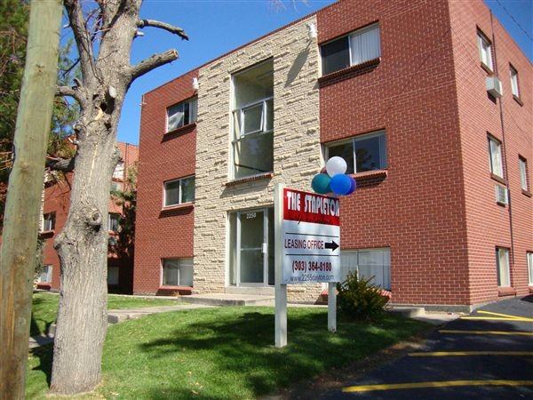 The Stapleton Apartments - Photo 3 of 5