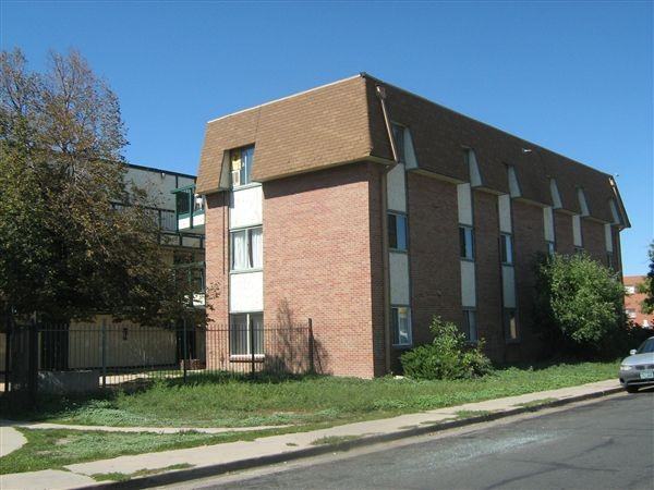 The Stapleton Apartments - Photo 2 of 5