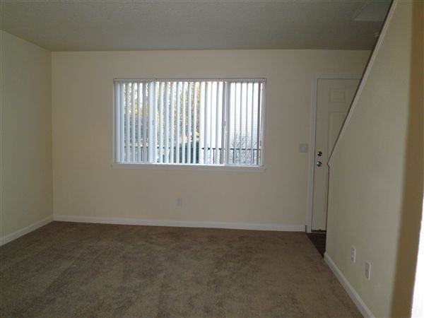 Burnside Gardens - Photo 3 of 14