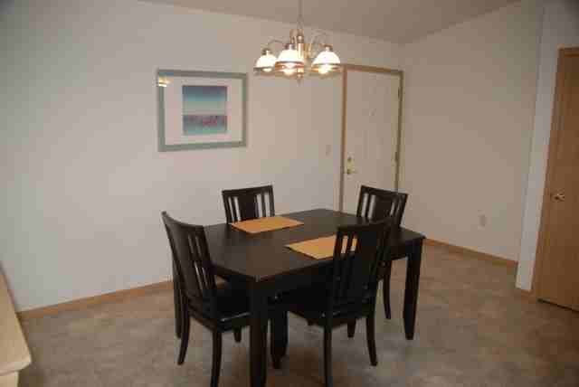 233 East River Drive - Photo 3 of 5