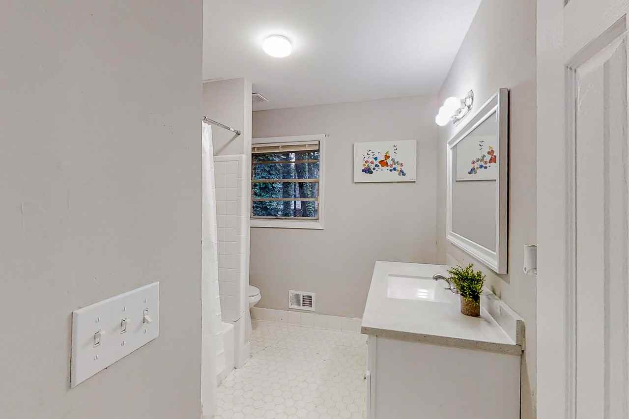 The Fontainebleau Sw - Photo 7 of 15