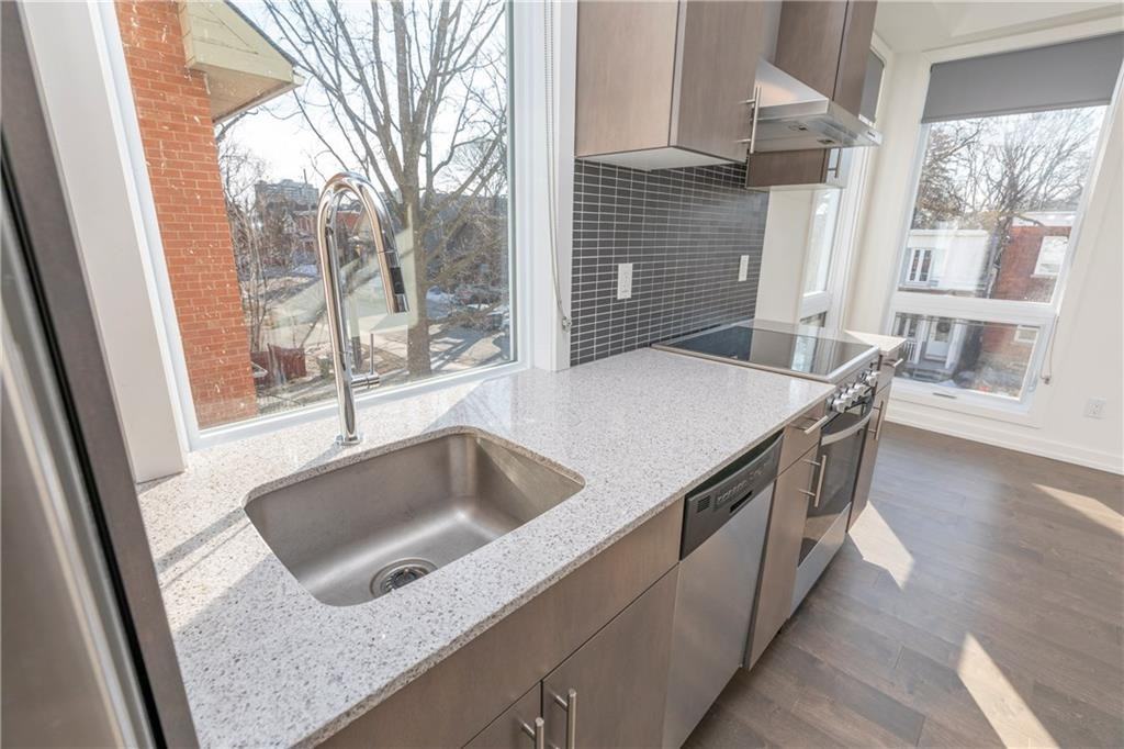 150 Greenfield Avenue #304 - Photo 3 of 8