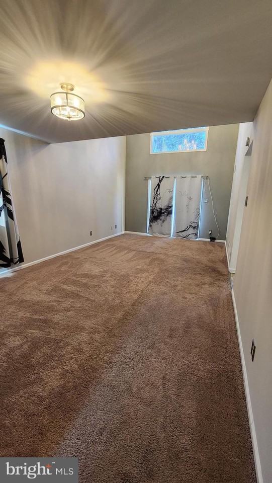 36 Holly Glen Dr - Photo 2 of 16