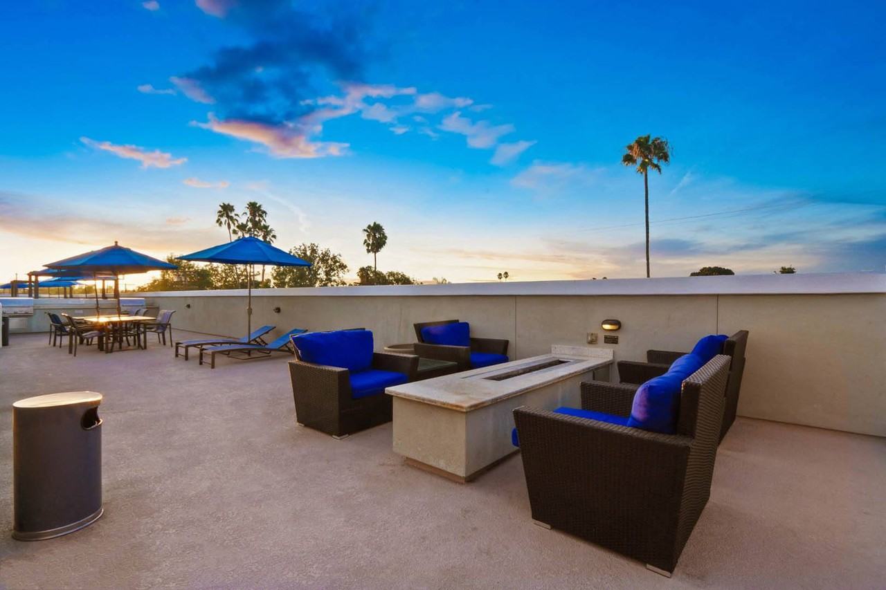 Madison Toluca - Photo 7 of 24