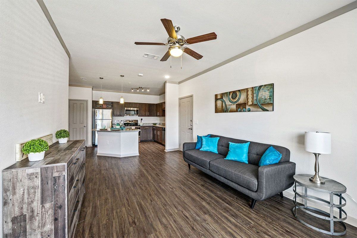 Champions Gate - Photo 7 of 35