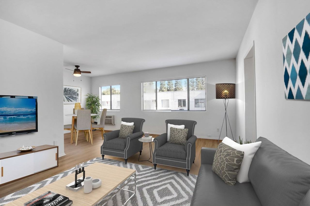 Arch Apartments - Photo 7 of 20