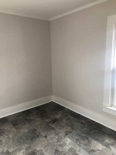295 E Ash St #B - Photo 4 of 9