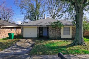 featured image of 2800 Yorktowne Drive #1