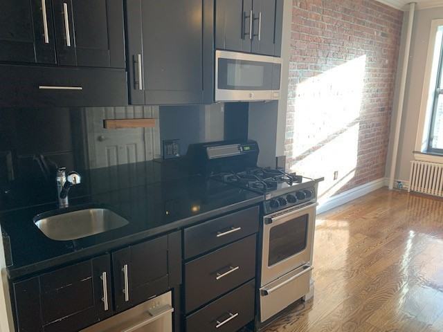 20 Prince St #33 - Photo 4 of 6