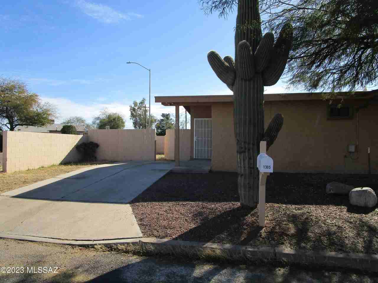 1305 S Wilson Ave, Tucson, AZ 85713 3 Bedroom House for 1,375/month Zumper