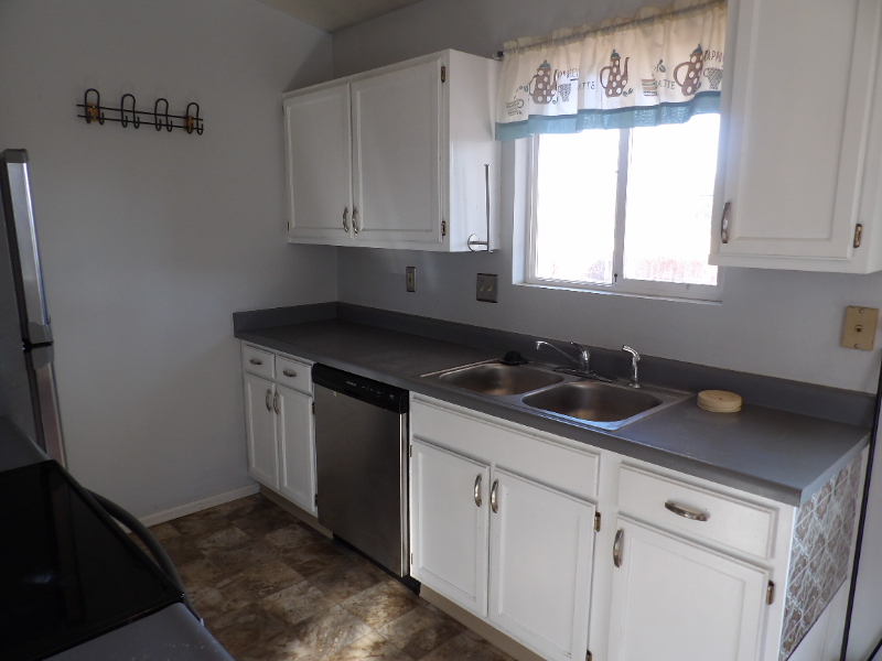 4702 Witches Hollow Ln - Photo 4 of 20