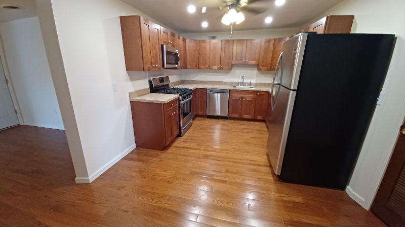 19 Market St #2 - Photo 3 of 15