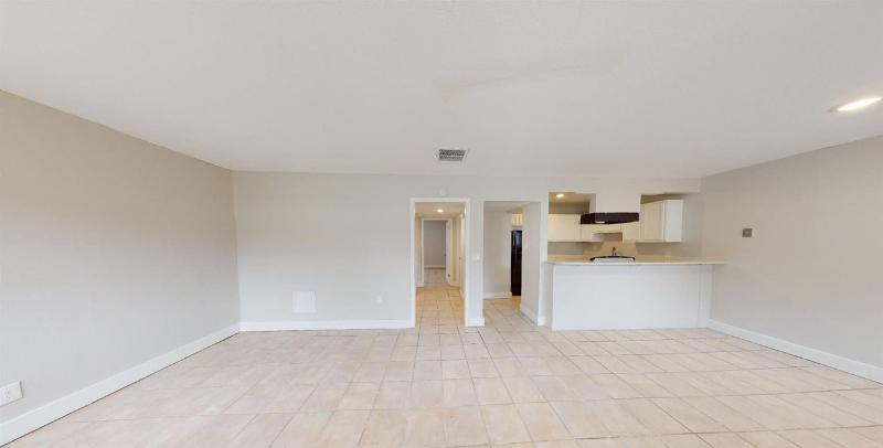 603 Woodbine St #4 - Photo 3 of 10