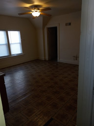 1820 W Grant St - Photo 3 of 6