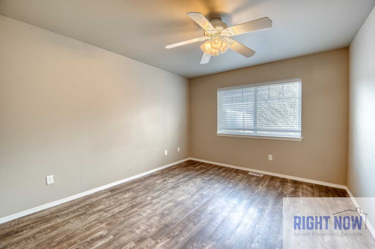 2318 S Shoshone St #1 - Photo 6 of 16