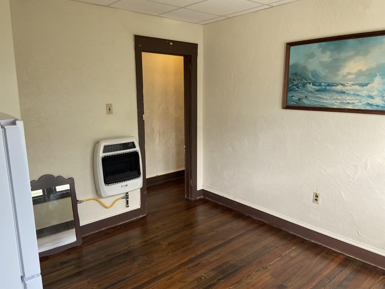 322 E Glenwood Ave #5 - Photo 7 of 10