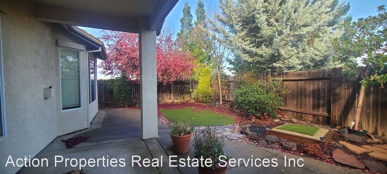2329 Rebecca Ct - Photo 2 of 20