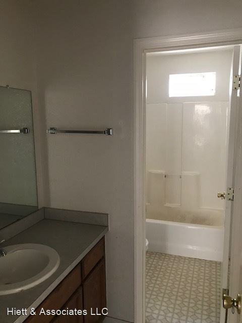 12162 Tower View Dr - Photo 3 of 9