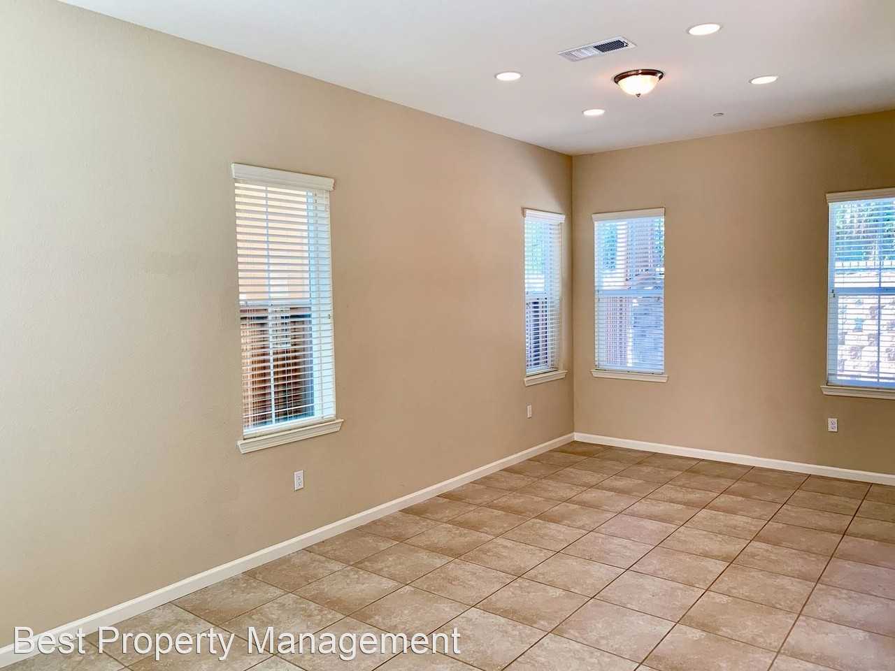 335 Cortona Way - Photo 3 of 28