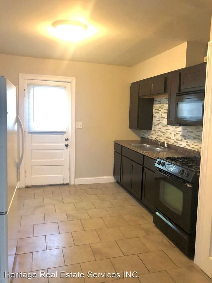 417 Madison Ave - Photo 3 of 6