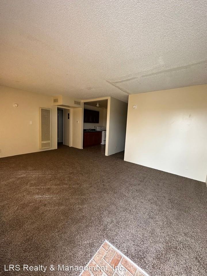 1693 Villa Ave. - Photo 3 of 6