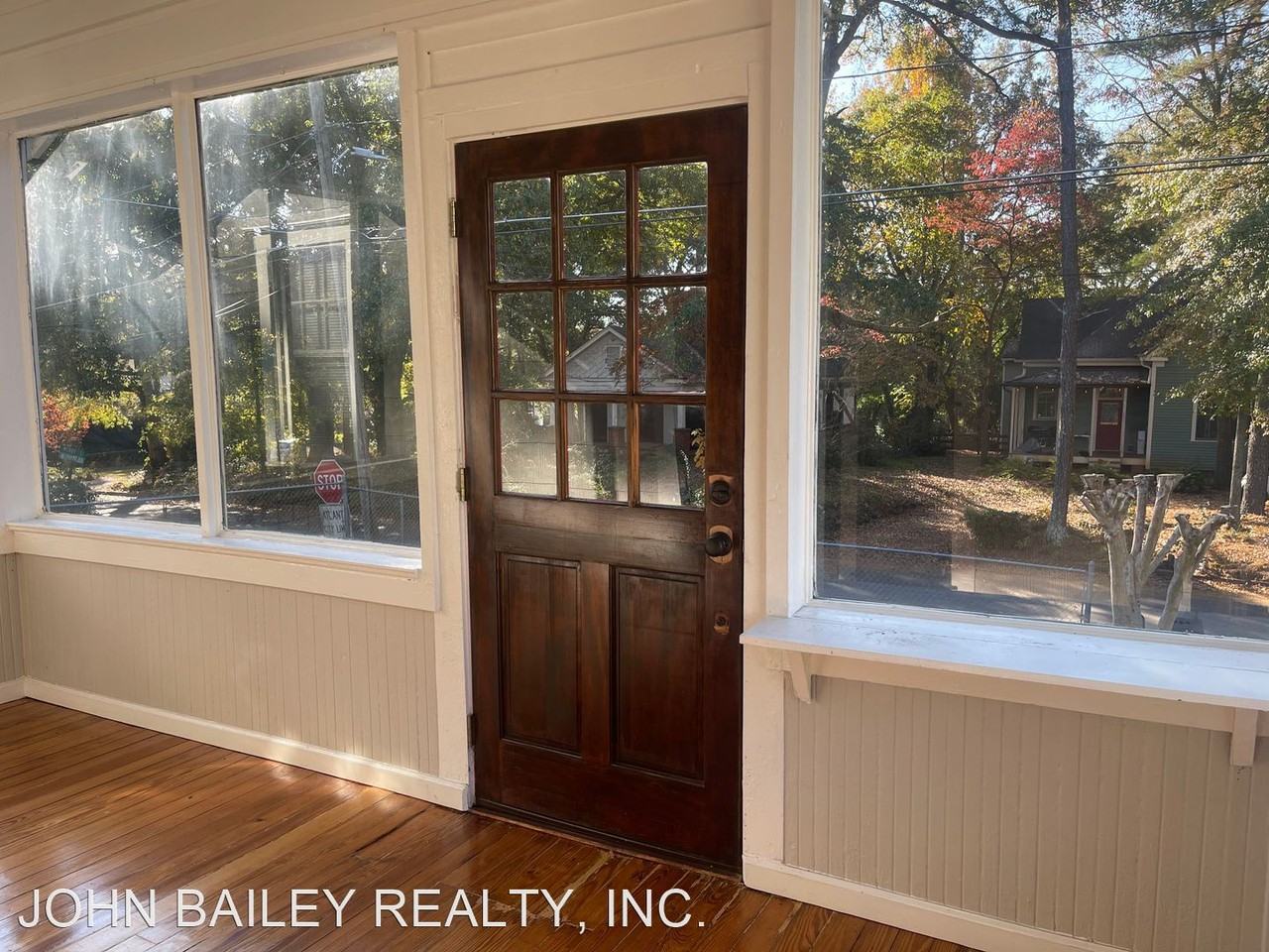 303 W Pharr Rd - Photo 2 of 24