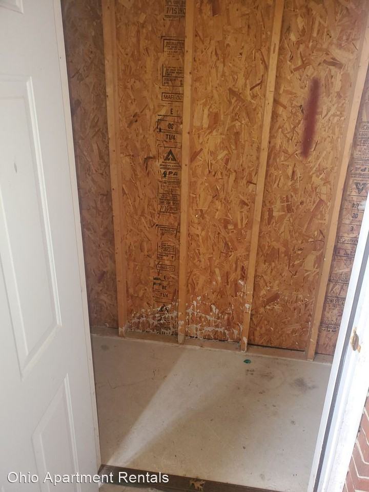 258 E Plane St - Photo 2 of 13